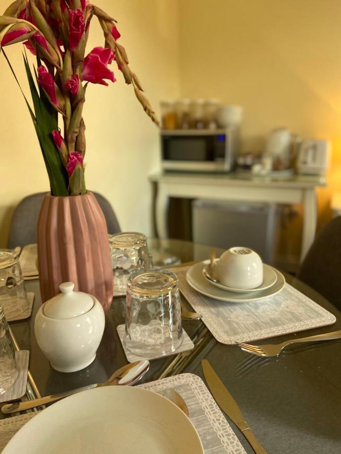 Hotel The Ashton Gate Mews Bristol Esterno foto