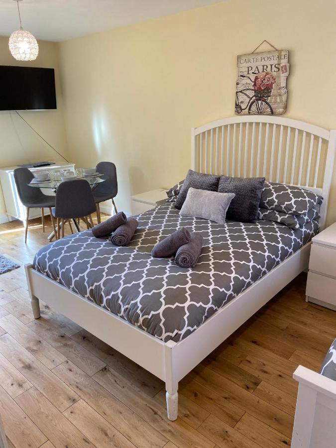 Hotel The Ashton Gate Mews Bristol Esterno foto