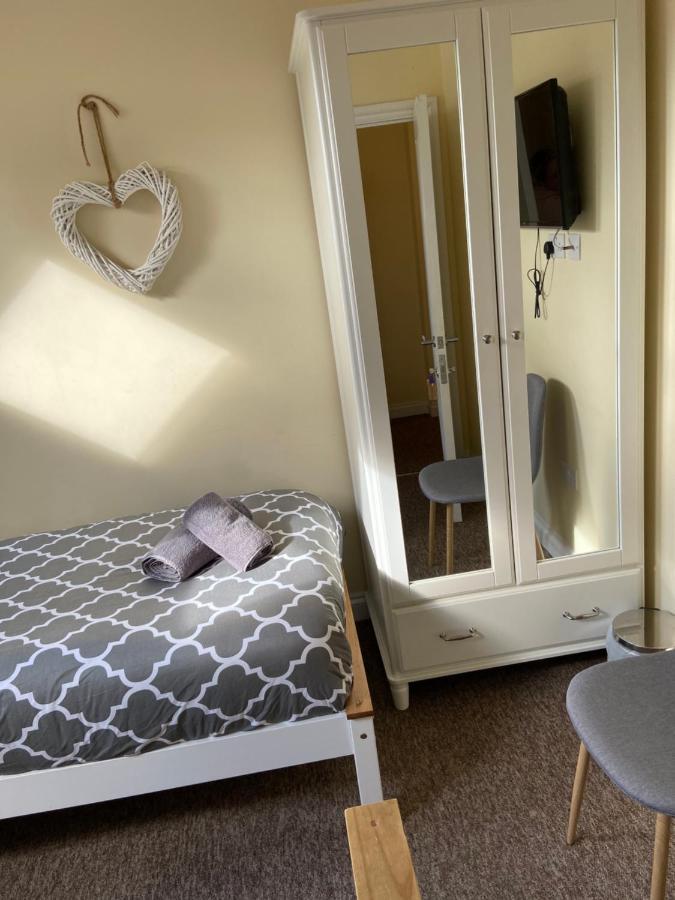 Hotel The Ashton Gate Mews Bristol Esterno foto
