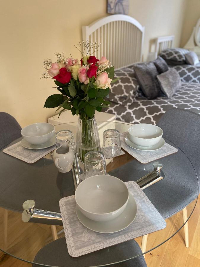 Hotel The Ashton Gate Mews Bristol Esterno foto