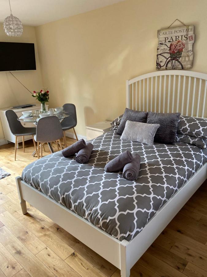 Hotel The Ashton Gate Mews Bristol Esterno foto